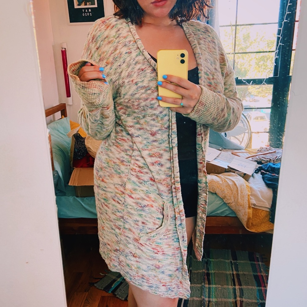 🌈 Rainbow Cardigan - Urban Outfitters - Ecote
